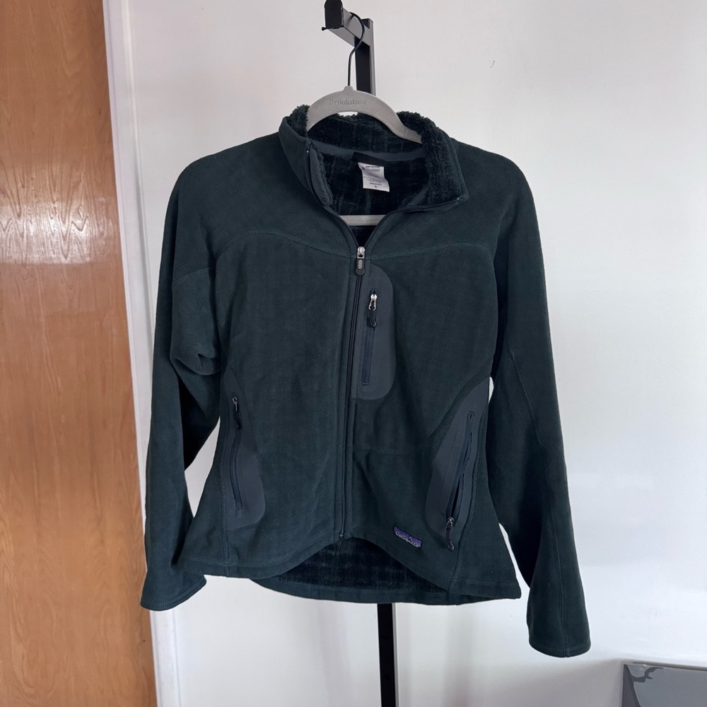 Patagonia W’s R3 Dark Green Jacket women size small
